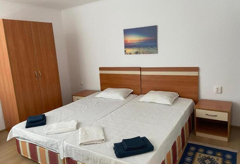 بنسيون соларис 4