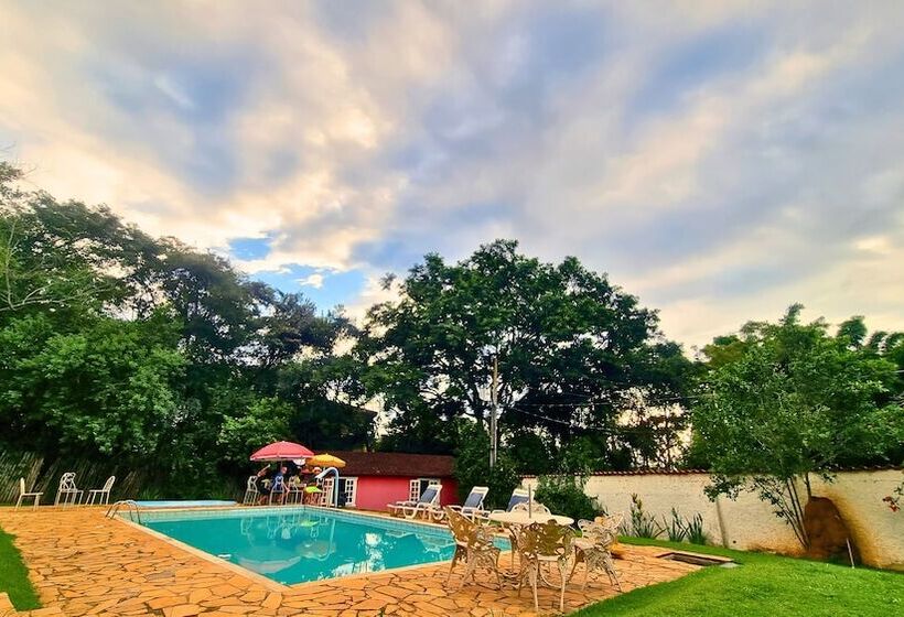 펜션 Pouso Das Folhas