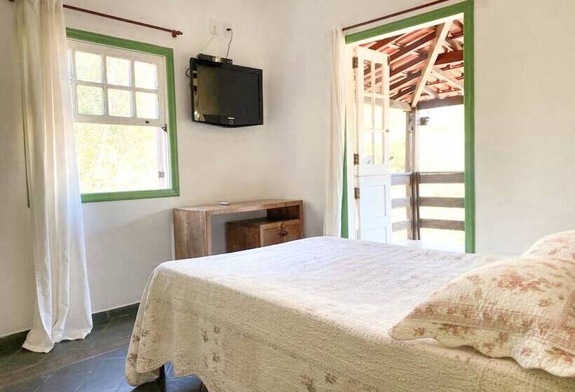 펜션 Pouso Das Folhas