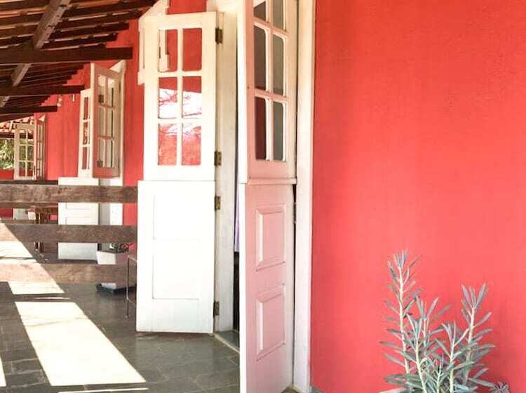 펜션 Pouso Das Folhas