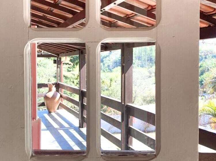 펜션 Pouso Das Folhas