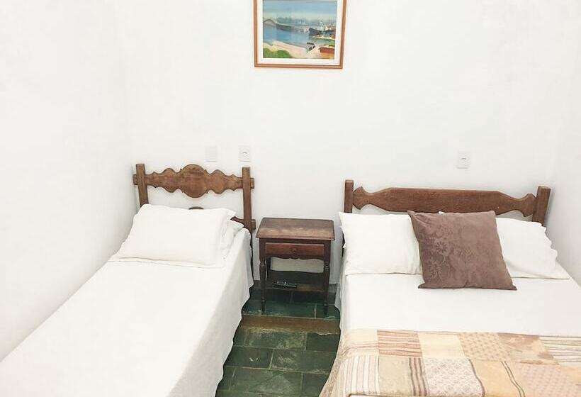 펜션 Pouso Das Folhas