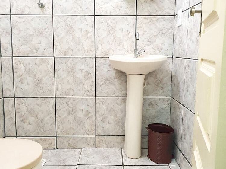 펜션 Pouso Das Folhas