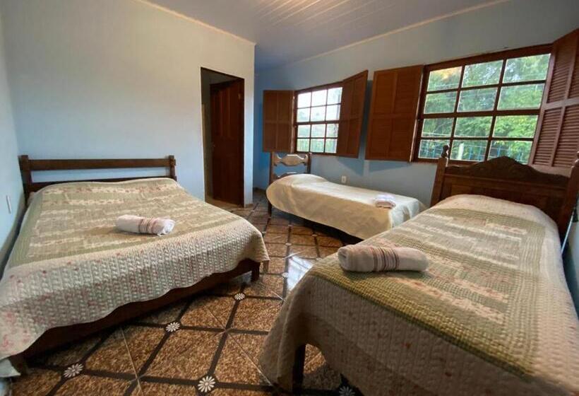 펜션 Pouso Das Folhas