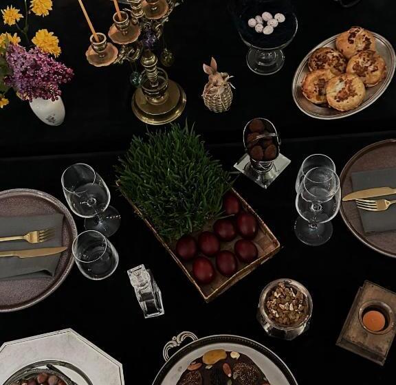 پانسیون უცხო Utskho