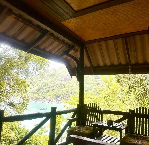 リゾートホテル Bambu Huts