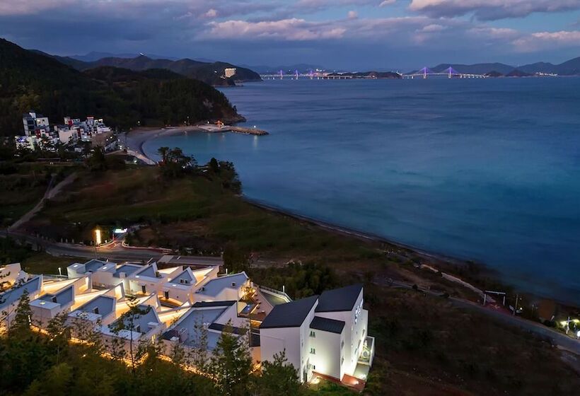 Курорт Oceanterra