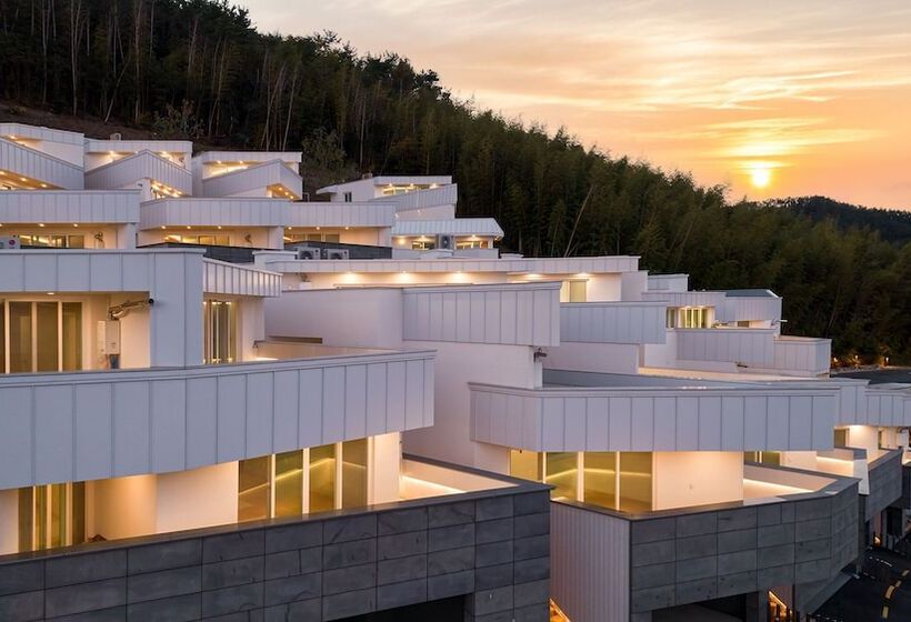 Курорт Oceanterra