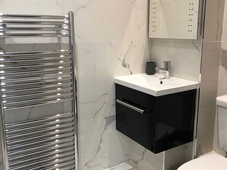 The Basement Flat Bath