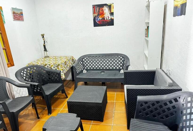 فندق صغير 7 Calcosas