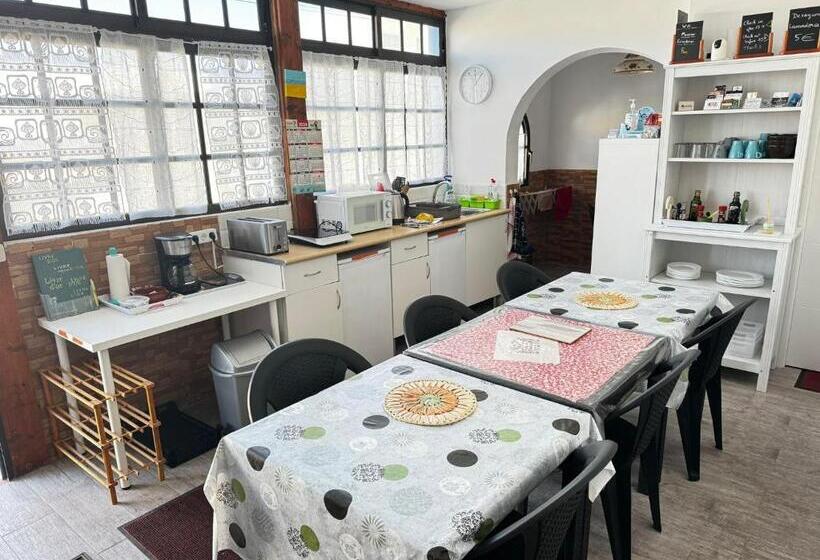 فندق صغير 7 Calcosas