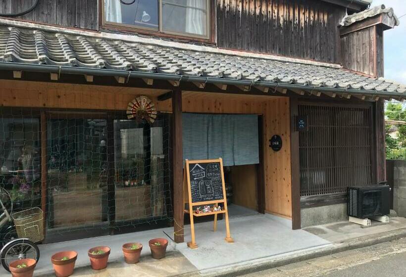 ユースホステル Guesthouse Kojiya 暮らしをつくる宿 旧糀屋