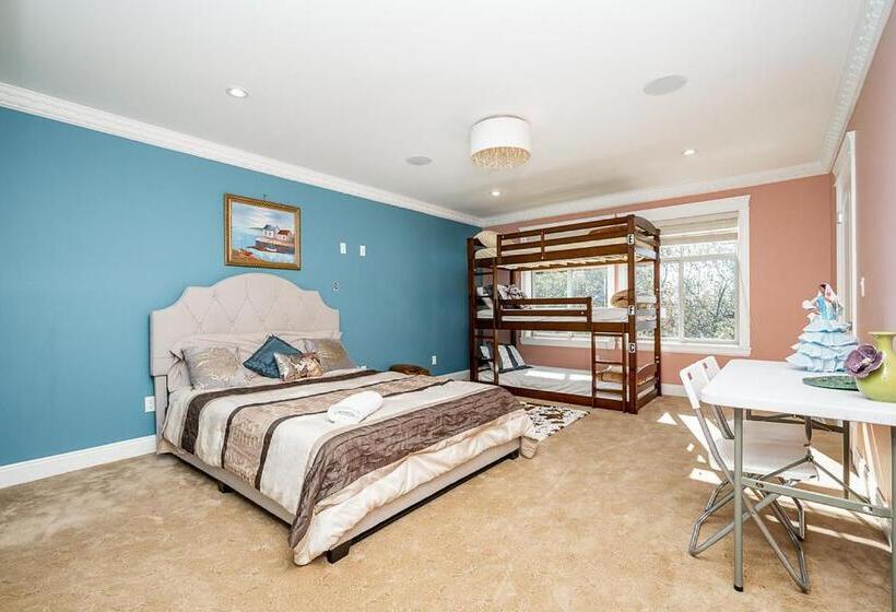 Общежитие The Empress Palace