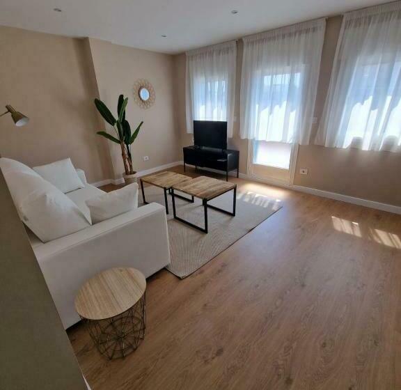 Apartamentos Turísticos Mencía