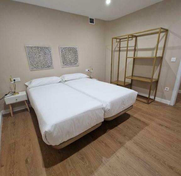 Apartamentos Turísticos Mencía