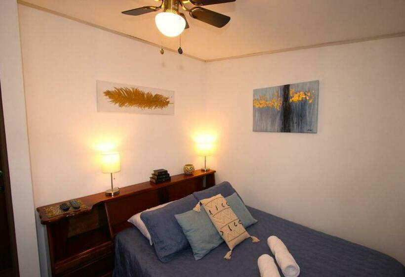 Bed and Breakfast F&m Guesthouse