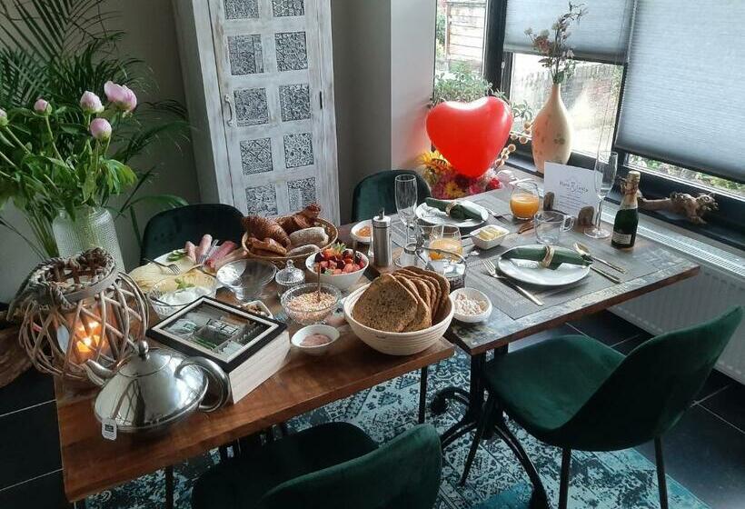 Bed And Breakfast Hans En Gridje