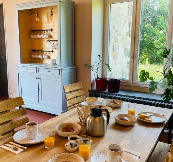 ベッドアンドブレックファースト La Bastide Champenoise Chambres D Hôtes