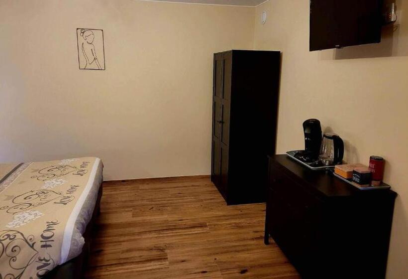 مبيت وإفطار Les Chambres De La Fontaine De Brul