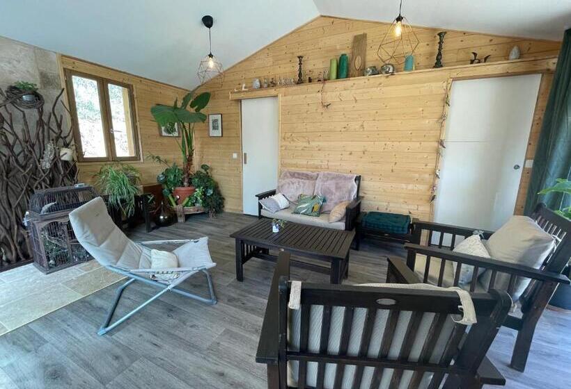 민박 Source Nature