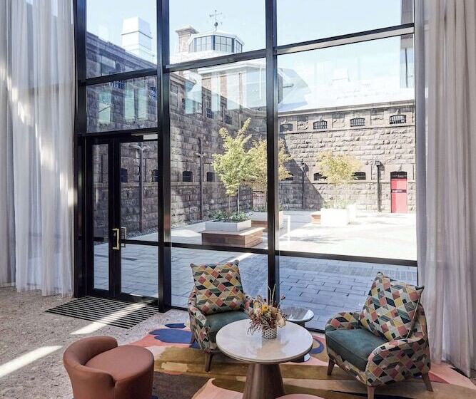 Adina Apartment Hotel Melbourne, Pentridge