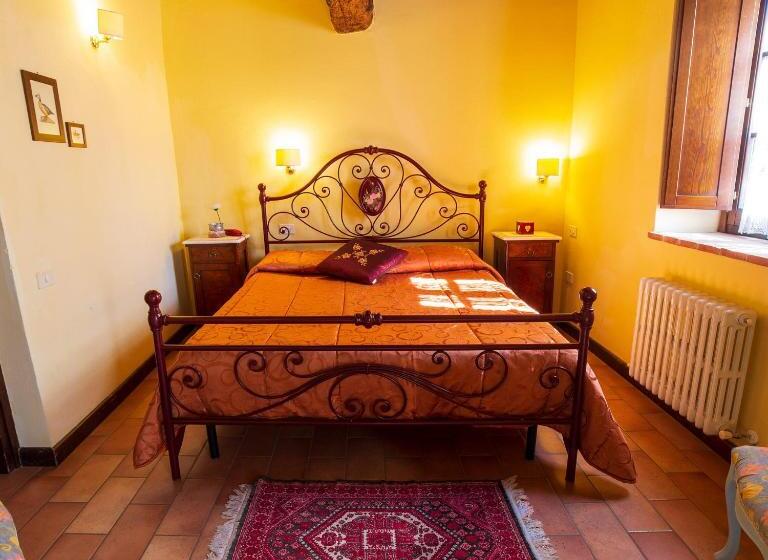 فندق Agriturismo Casal Cerqueto