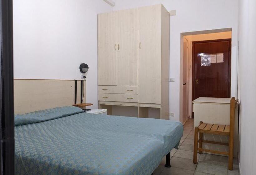 فندق Albergo Casa Del Turista