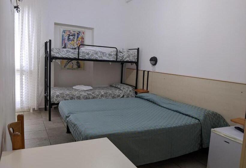 فندق Albergo Casa Del Turista