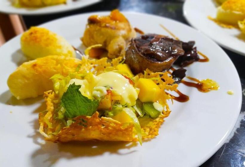 Отель Boutique Casa De Piedra