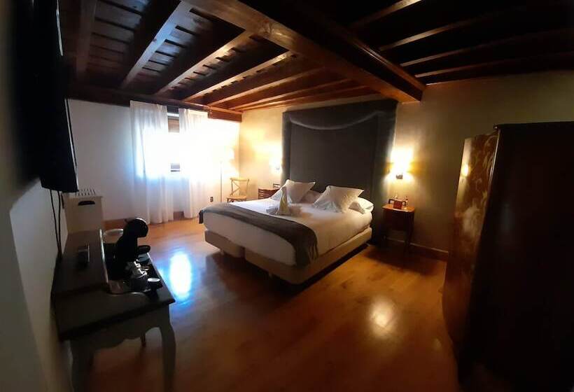 فندق Casona De La Pinta