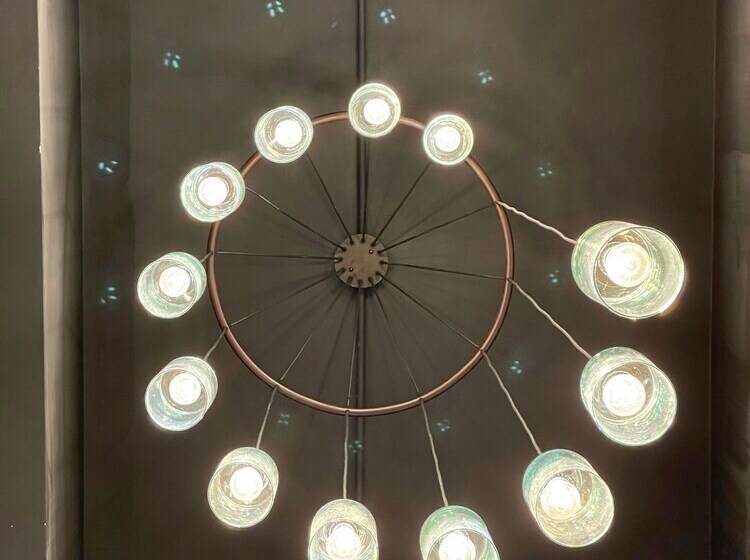 هتل کپسول Cadillac Cocoon Beds