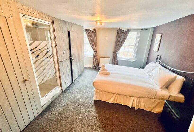 酒店 George & Dragon