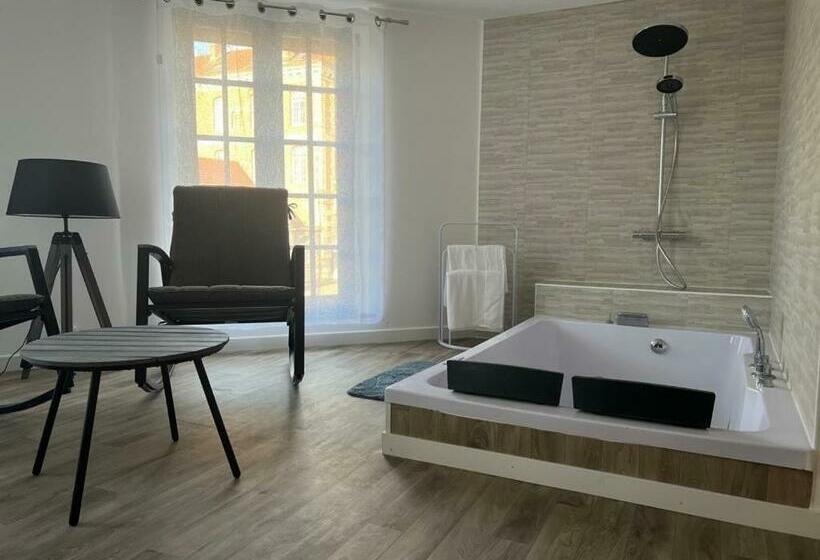 Hotel Magnifique Loft 35m2 Jacuzzi Rvb Night 1