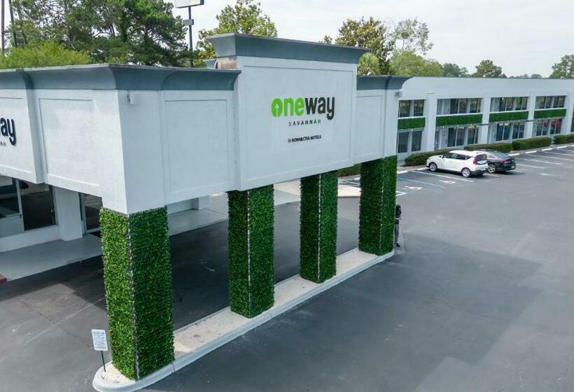 هتل Oneway Savannah