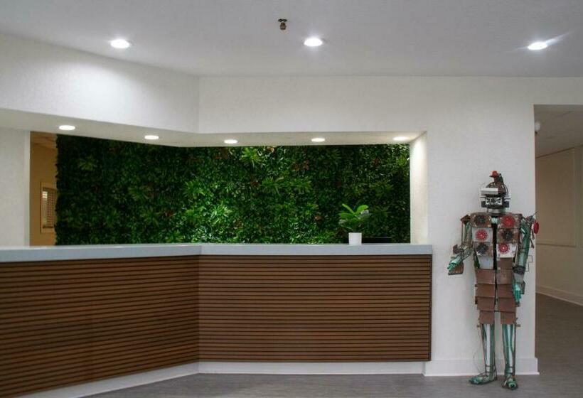 בית מלון כפרי Oneway Savannah