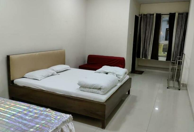 酒店 Ruchishree Garden