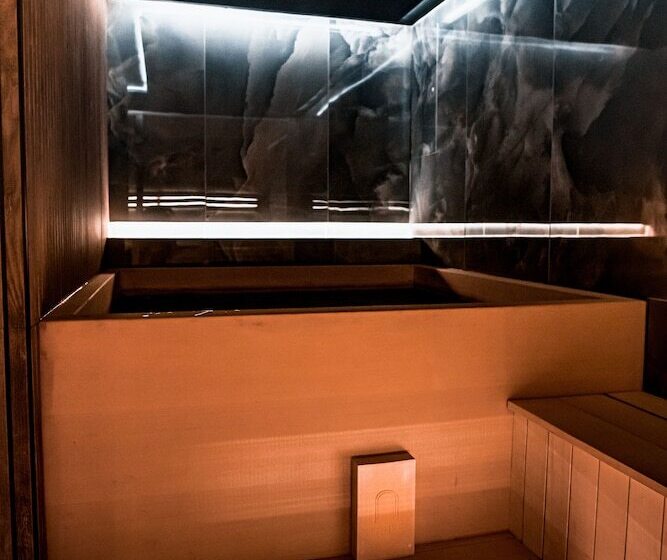 هتل Stables Ashbourne