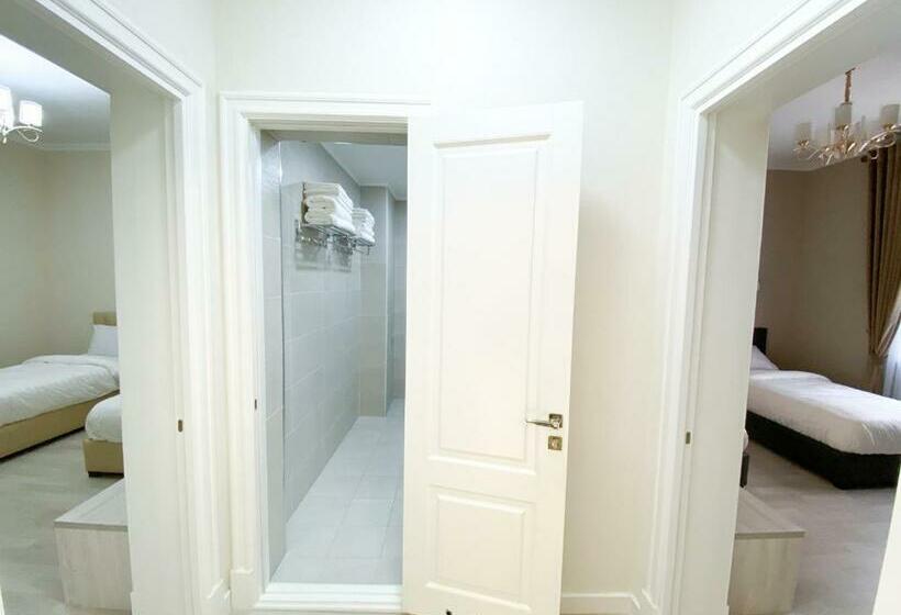 בית מלון כפרי Turon Lux