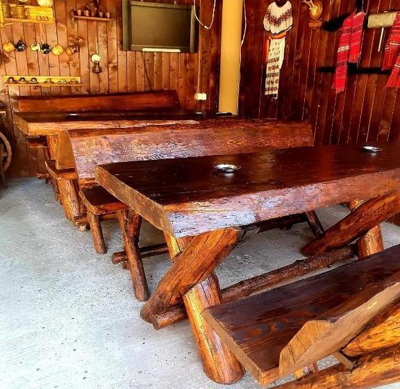 Пансион Casa Ostrov