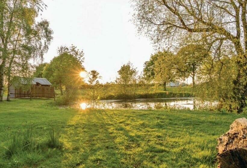 Курорт Barlings Country Park