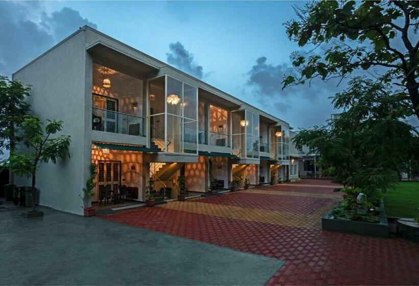 אתר נופש Kalangan Farms By Spicy Mango