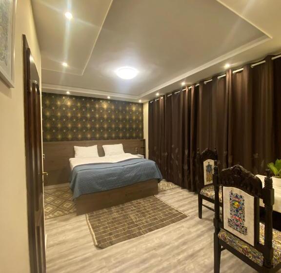 פנסיון Seidenstrasse Hotel & Restaurant