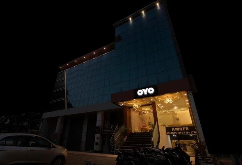 酒店 Super Collection O Bareilly Near Satellite Bus Stand Formerly Amber Heights