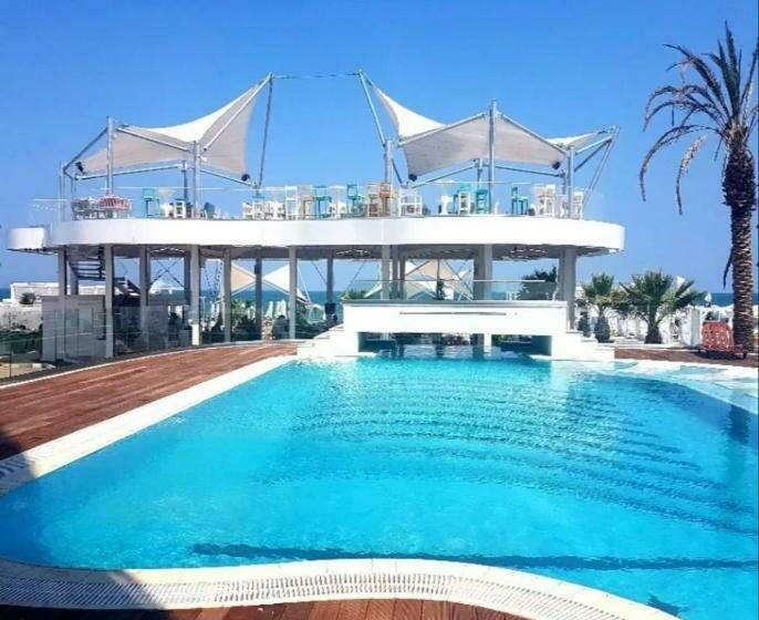 White Tower Apartament Privat Mamaia 504