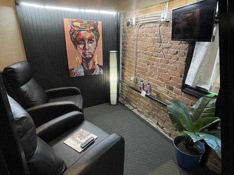 ユースホステル Boxstel Modern Stay Hotel Downtown El Paso