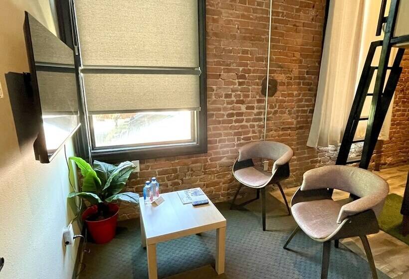 ユースホステル Boxstel Modern Stay Hotel Downtown El Paso