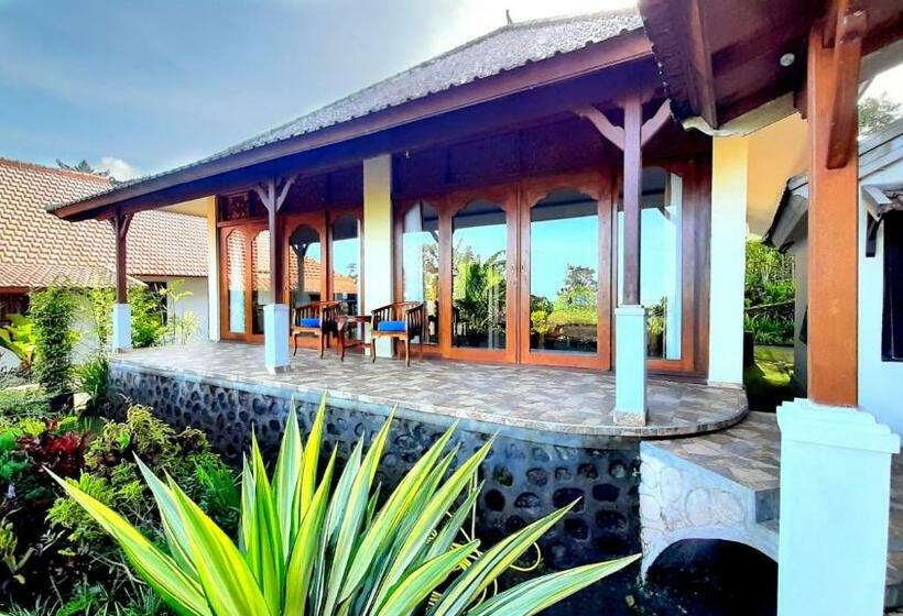 הוסטל Manigelang Villa