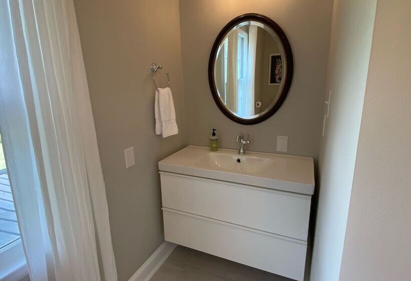 Общежитие Rose Hill Inn