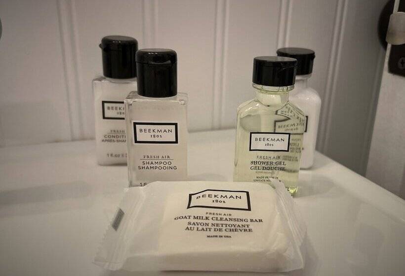 Общежитие Rose Hill Inn