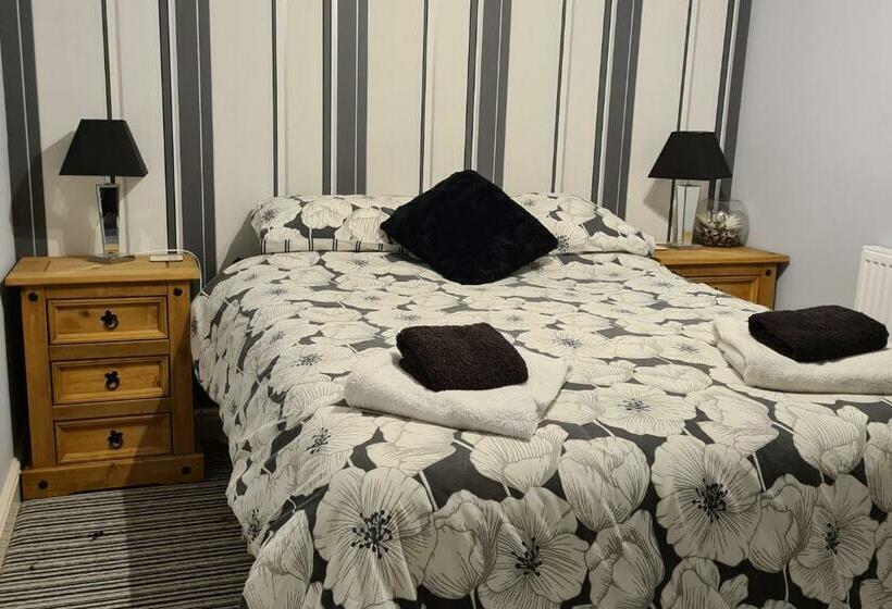 Общежитие The Kings Head Inn